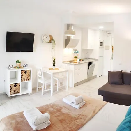 El Estudio De La Playa Benalbeach 804 Holidays Paradise Benalmadena