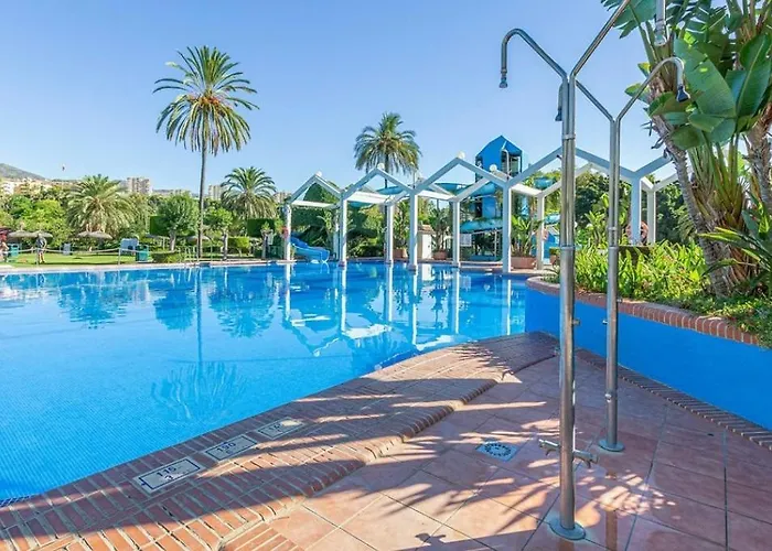 El Estudio De La Playa Benalbeach Holidays Paradise