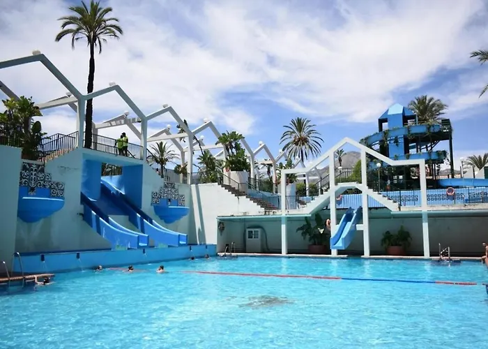 El Estudio De La Playa Benalbeach Holidays Paradise *